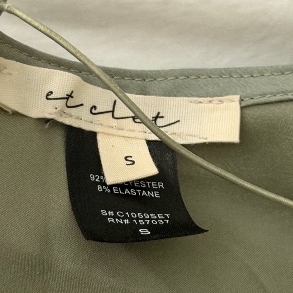 Et Clet Handkerchief Top in Sage Green Silk Scarf Top Open Back Crop Size Small - Picture 8 of 9